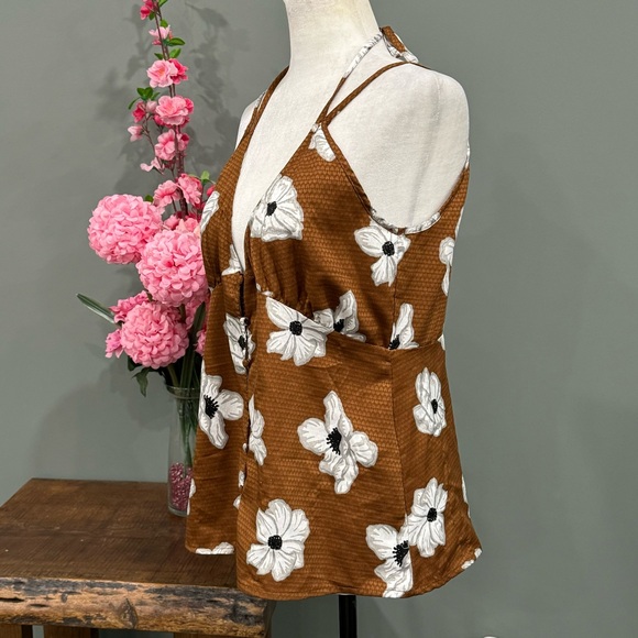 Vero Moda Tie Up Tank Top - Picture 2 of 12